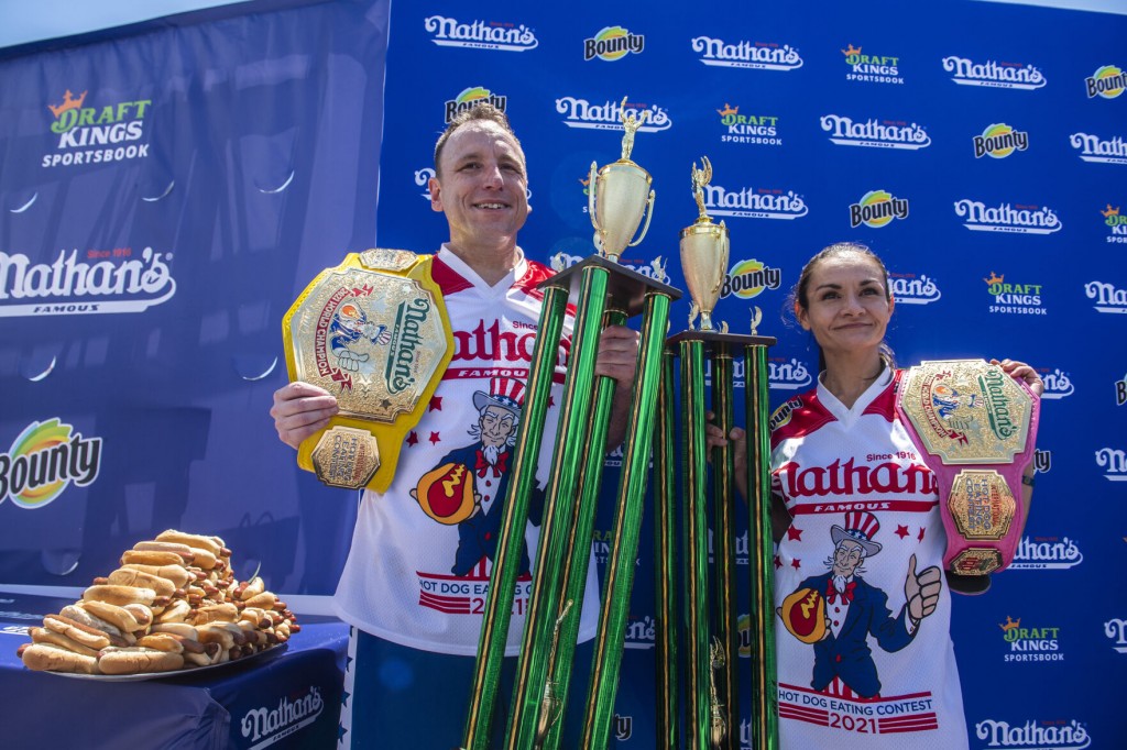 Joey Chestnut Sets New Record At Post Pandemic Hot Dog Race