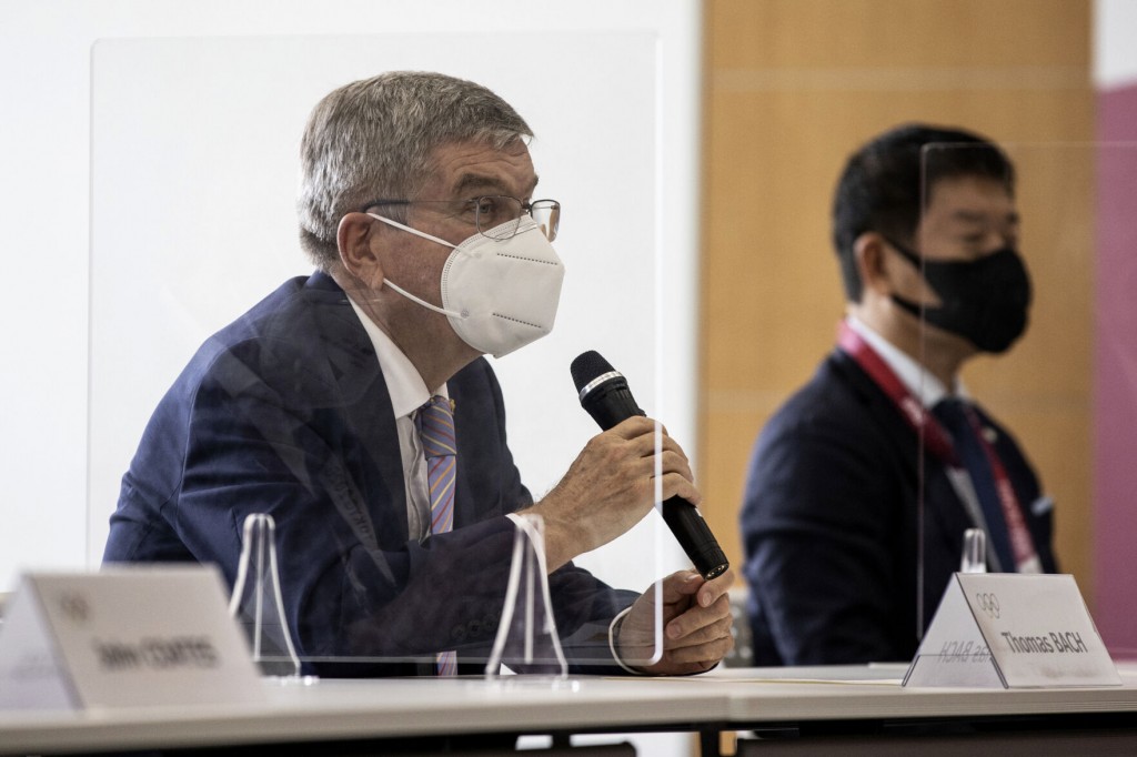 Ioc’s Bach Slips Up And Refers To Japanese As ‘chinese’