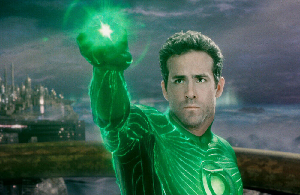 Martin Campbell Rues Directing Green Lantern