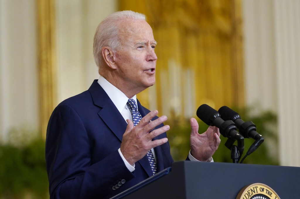 Biden To Require Vaccines For Nursing Home Staff, Ap Source Says