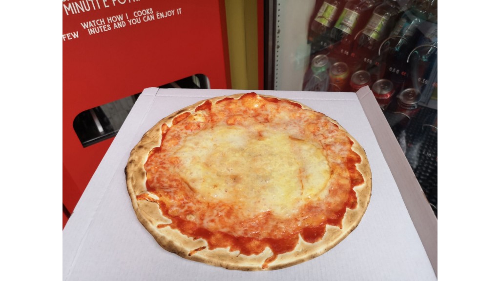What Pizza From A Vending Machine Really Tastes Like
