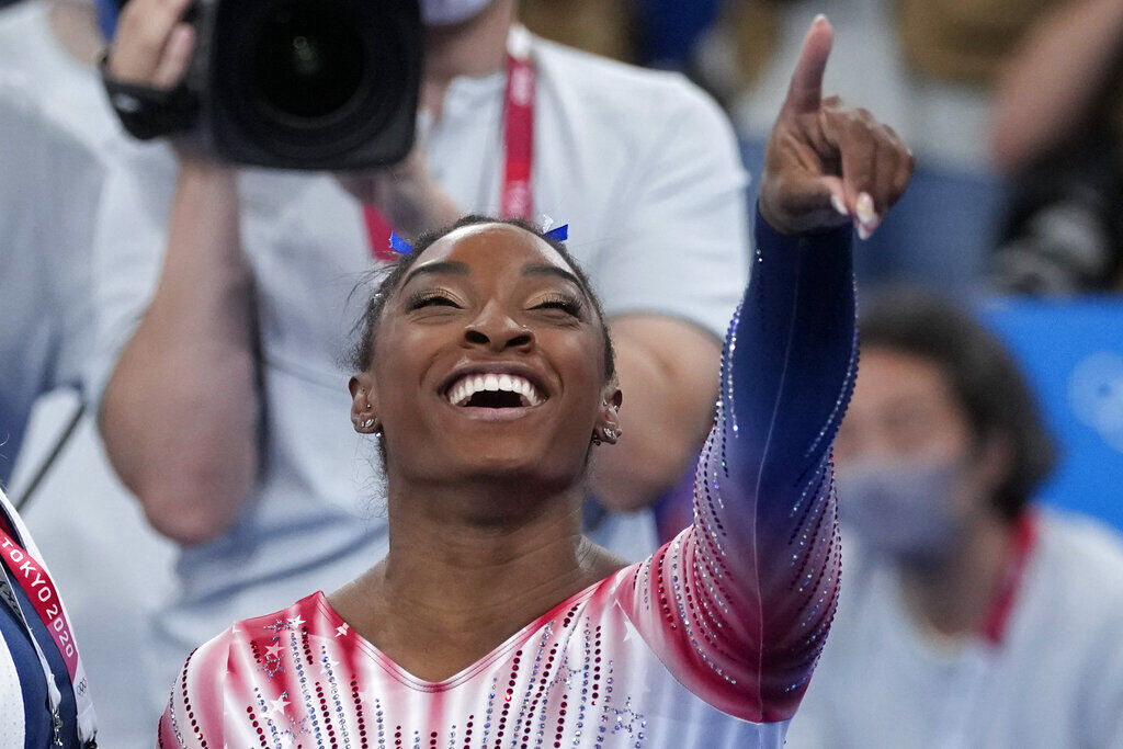 Biles Sticks Landing In Balance Beam Final, Wins Olympic Bronze