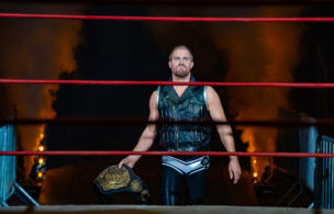 ‘heels’ Star Stephen Amell On Those ‘friday Night Lights’ Comparisons