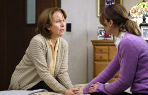 ‘grey’s Anatomy’: Kate Burton To Return As Meredith’s Late Mom Ellis Grey In Season 18