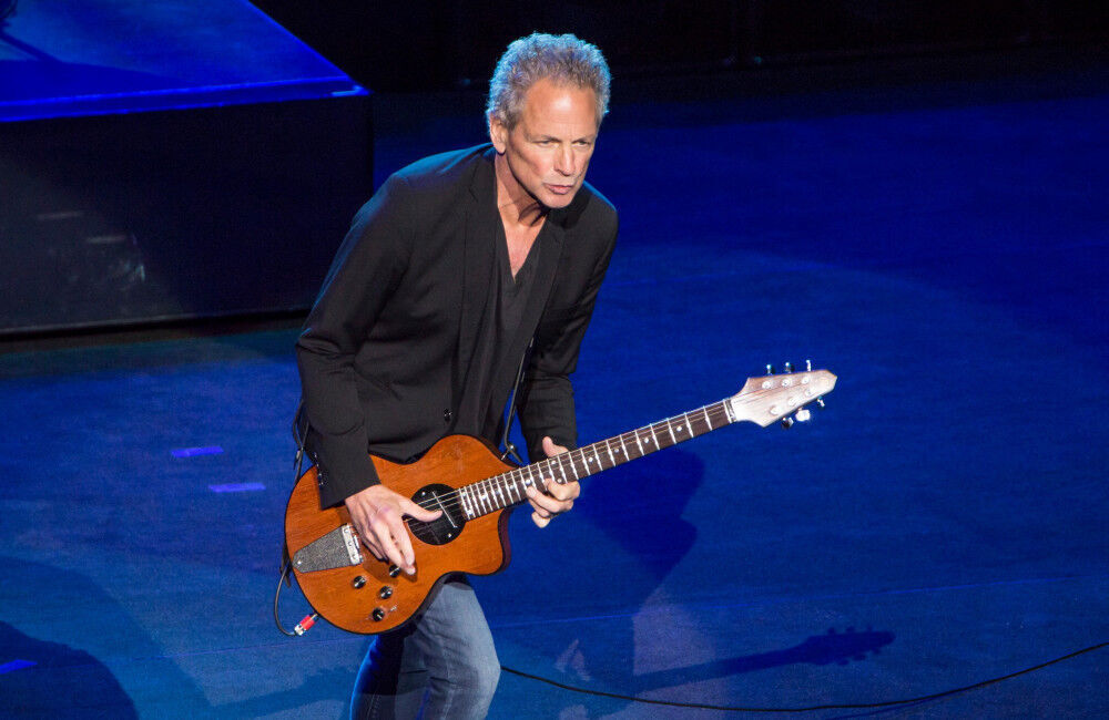 Lindsey Buckingham Announces First Ever Solo Tour Of Europe