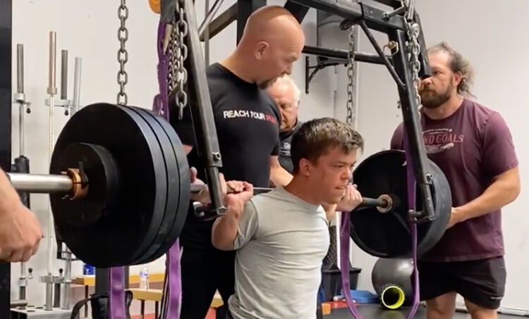 Little People, Big Muscles! Watch As Zach Roloff Lifts 390 Pounds (video)