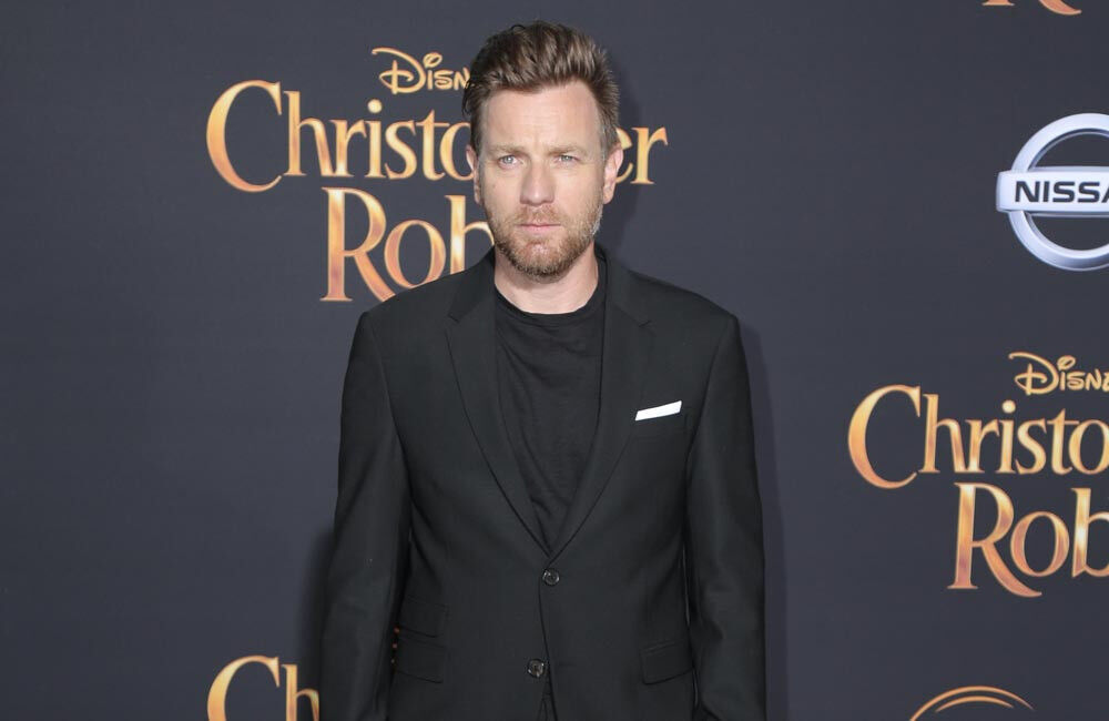 Ewan Mcgregor And Ethan Hawke Team Up For Raymond And Ray