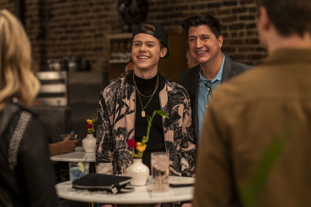 ‘the Other Two’: Case Walker On Chase’s Big Decision & Frustrations About His Singing Career