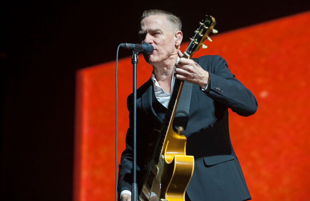 Bryan Adams Album Delayed Due To Record Label Change