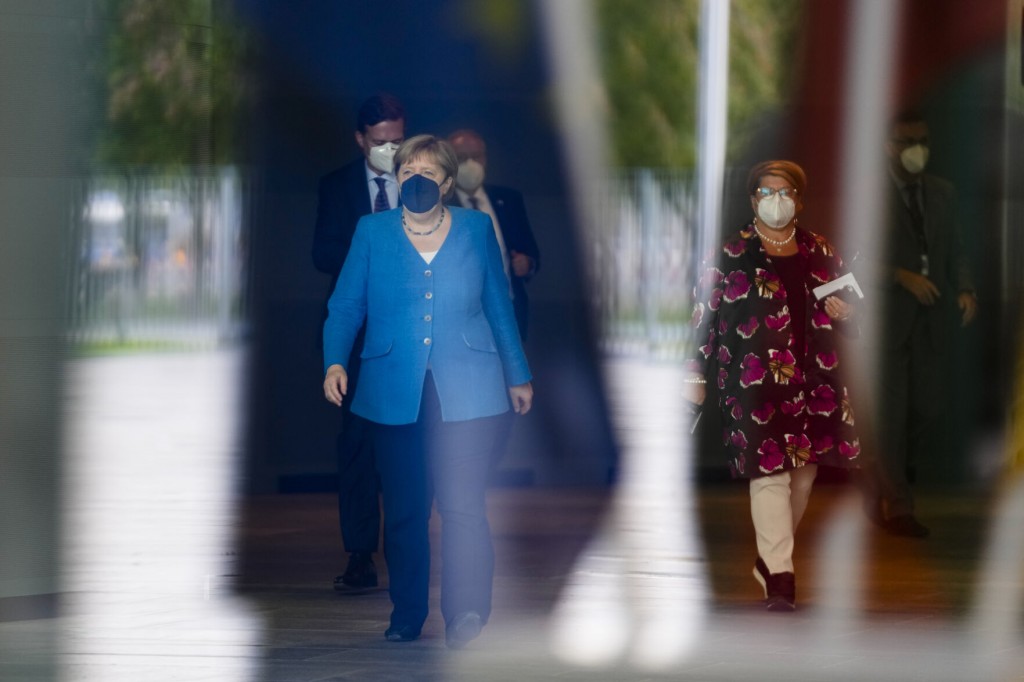 Macron, Merkel Meet In Paris On World’s Crises, Eu Issues