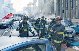 The ‘9 1 1’ Premiere Attack Is ‘jumanji’ Meets ‘jurassic Park’ On Hollywood Boulevard