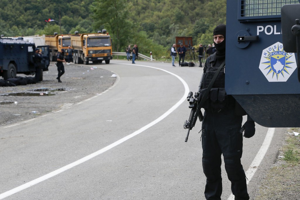 Kosovo Serbia Border Blocked By Protesters Amid Tensions