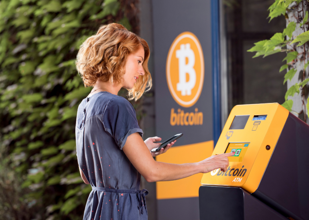 China Declares All Cryptocurrency Transactions Illegal; Bitcoin Tumbles