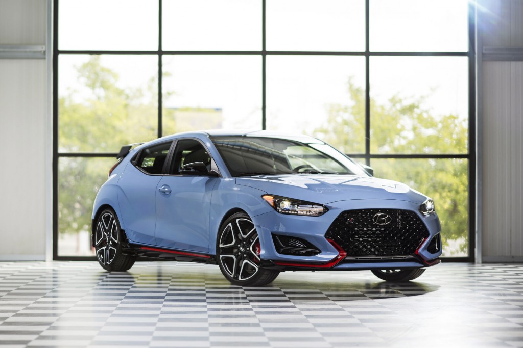 Edmunds Compares Volkswagen Golf Gti And Hyundai Veloster N