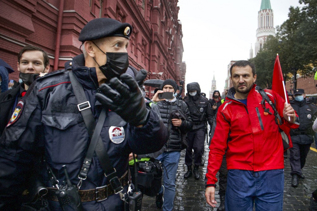 Protesters In Moscow Allege Online Election Tampering