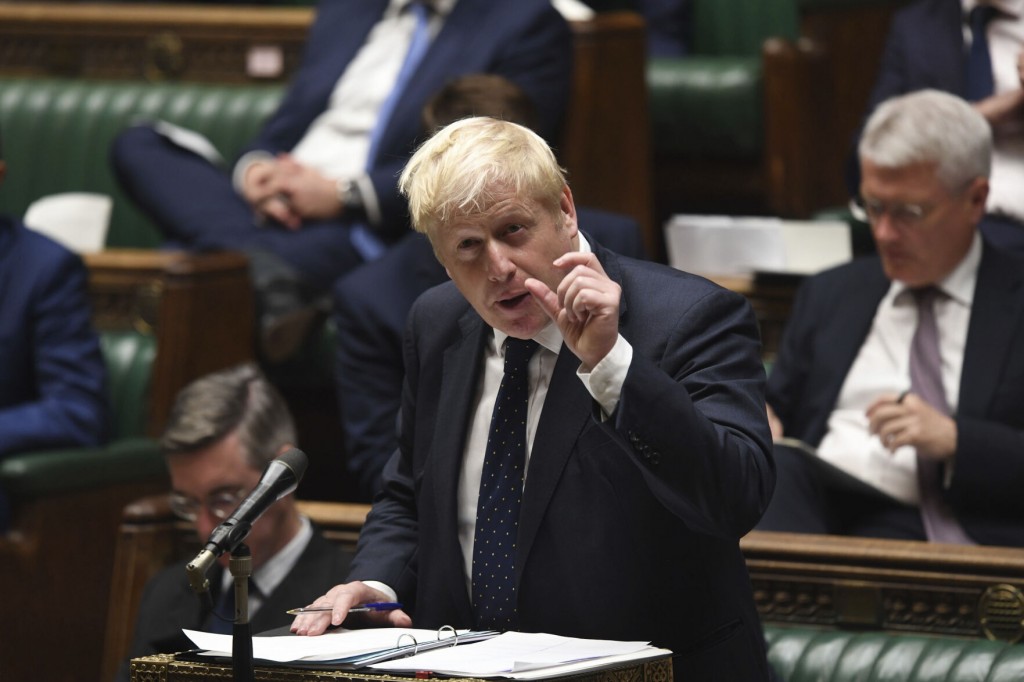 Uk Lawmakers Back Tax Hike To Pay For Health, Long Term Care