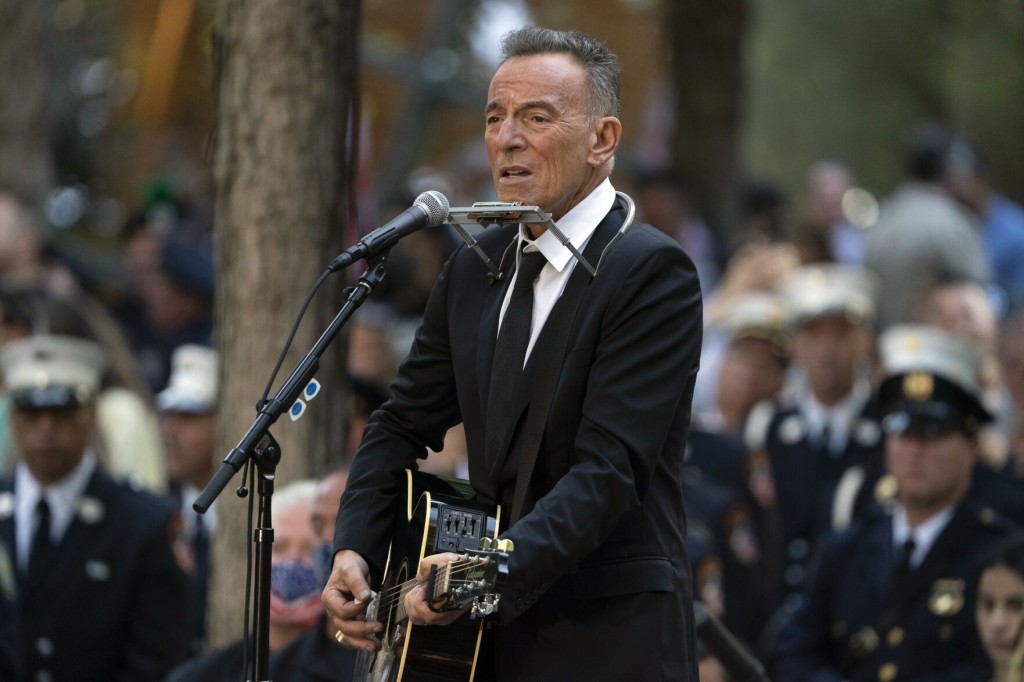 Springsteen’s Popular Artifacts To Feature In Grammy Museum