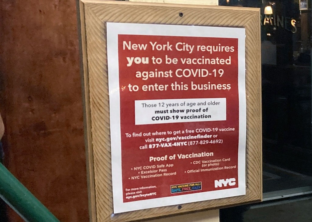 Nyc Restaurant Hostess Attacked Over Vaccine Status Request