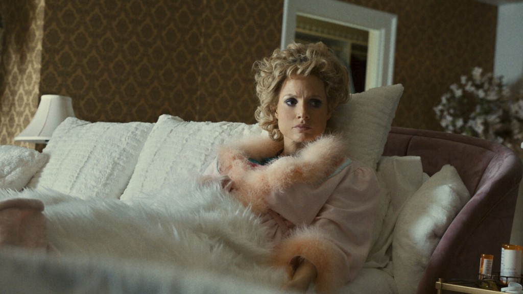 Review: With Empathy, Chastain Plays Tammy Faye Bakker