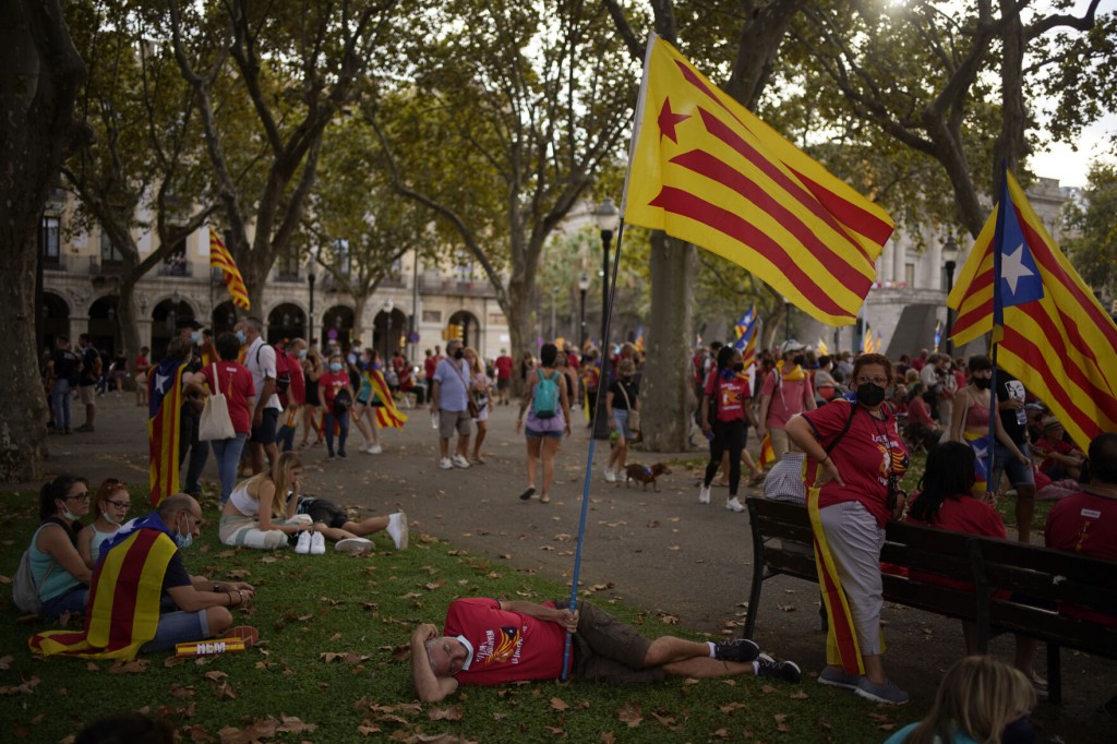 Divided Over Talks With Spain, Catalonia’s Separatists Rally