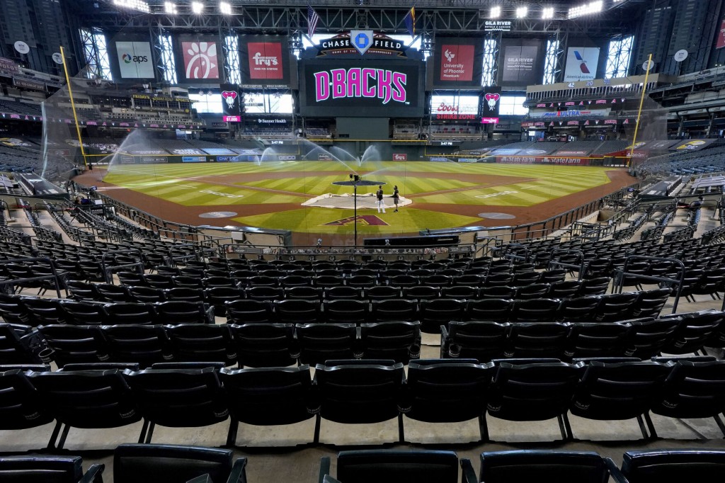 Sports Betting Starts In Arizona In Time For Nfl Season