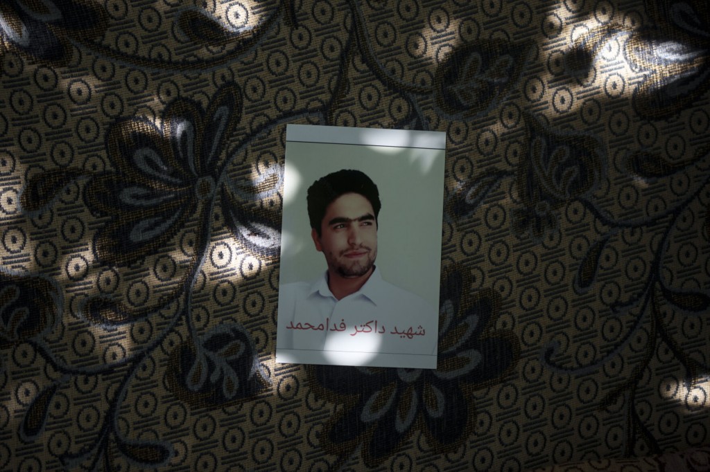 After Afghans Fell From Plane, Families Live With Horror