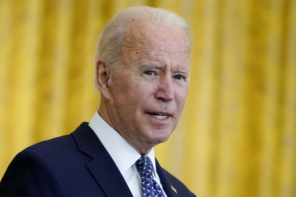 Biden To Require Companies With 100 Or More Employees To Ensure Workers Are Vaccinated Or Tested Weekly