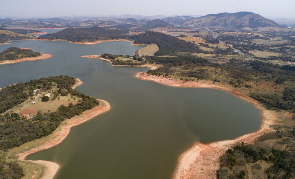 Severe Brazil Drought Reignites Debate Over Daylight Saving