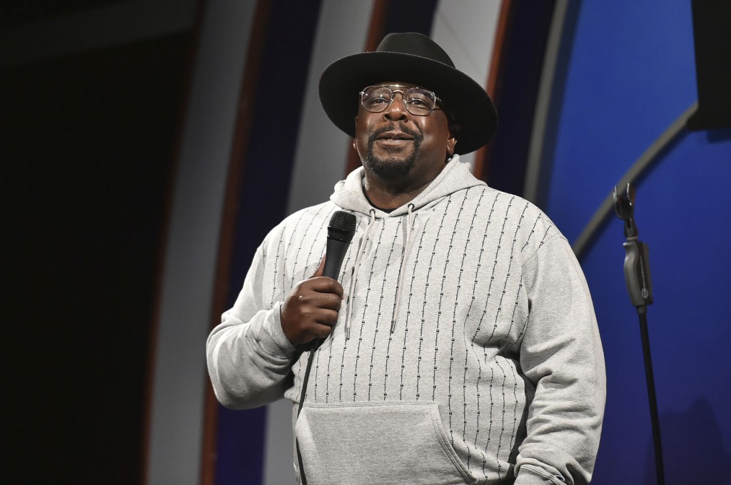 Emmy Host Cedric The Entertainer Says Stuffiness Is Banned