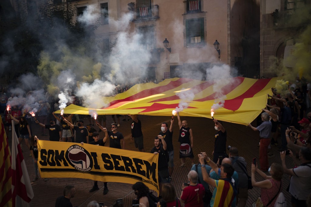 Divided Over Talks With Spain, Catalonia’s Separatists Rally