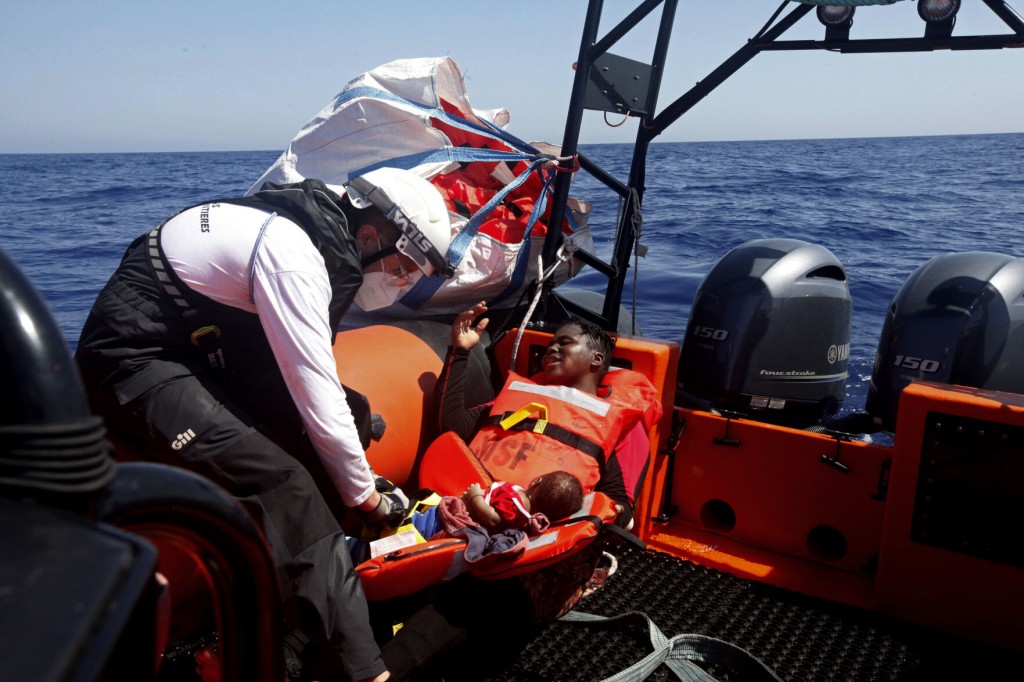 Ships Rescue 190 Europe Bound Migrants Off Libya