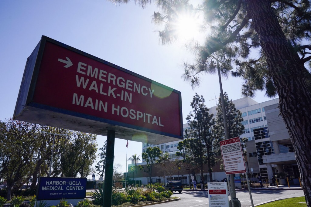 4 Ways To Manage Retirement Health Care Costs