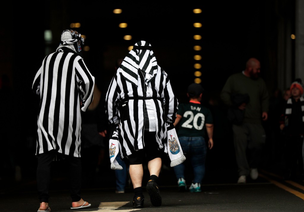 Newcastle United Urges Fans To Not Wear Mock Arab Head Coverings Following Saudi Takeover