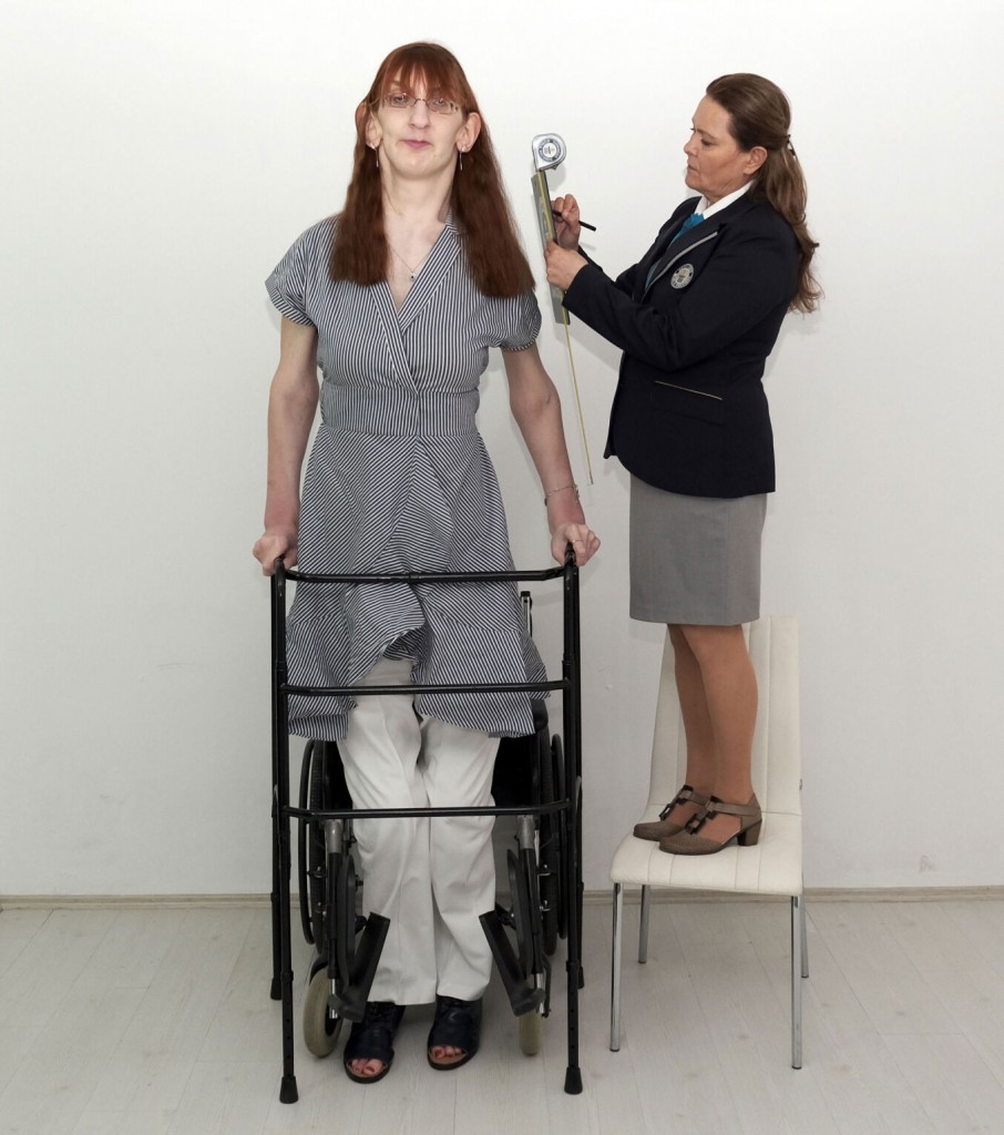 24 Year Old From Turkey Confirmed As World’s Tallest Living Woman