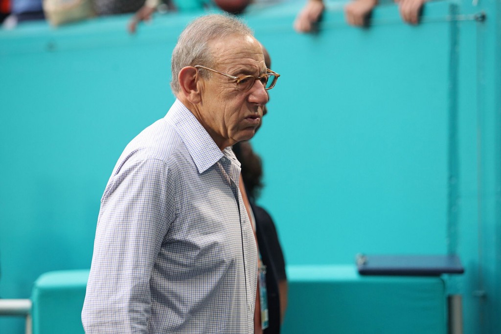 Omar Kelly: Dolphins Owner Steve Ross Deserves Better, So He Should Set Sights On Aaron Rodgers