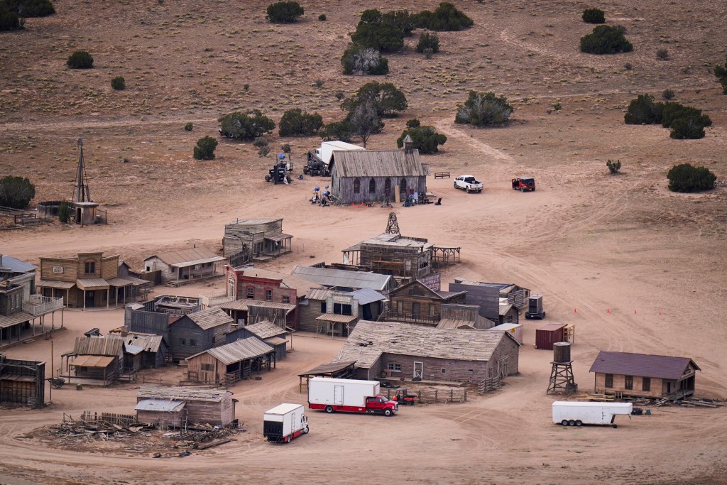 ‘rust’ Crew Members Reportedly Used Guns With Live Ammunition Hours Before Deadly Shooting On Set