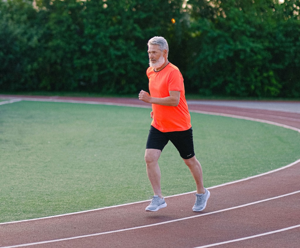 These Tips Will Help Older Runners Stay Safe, Reduce Aches And Pains