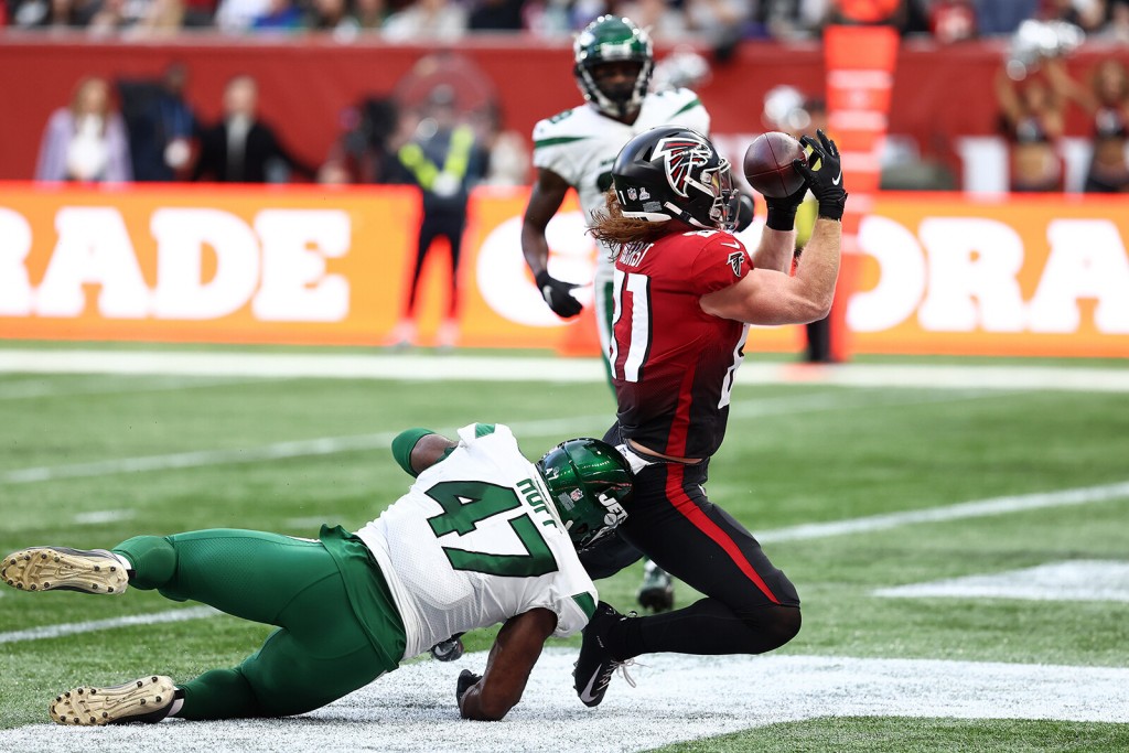 Atlanta Falcons Vs. New York Jets: Myriad Colors, A Makeshift Kicking Net And The National Anthem Sung From Atop The Stadium: The Nfl Returns To London