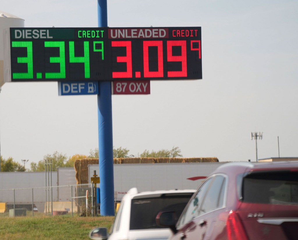 Us Gas Prices To Keep Rising As Demand Is Highest Since August, Experts Say