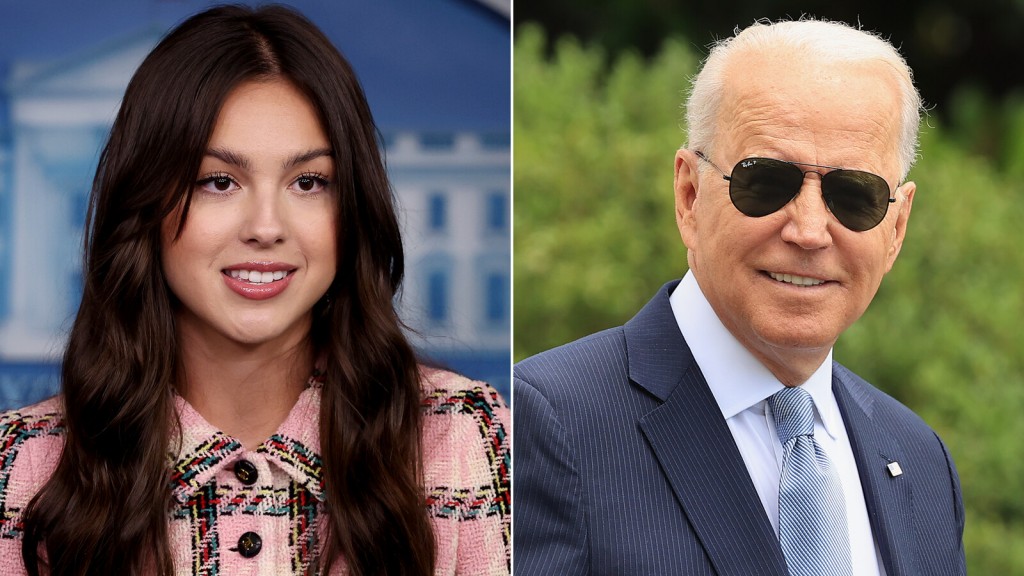 Olivia Rodrigo Says Biden Gave Her A Shoehorn And Some M&ms When She Visited The White House