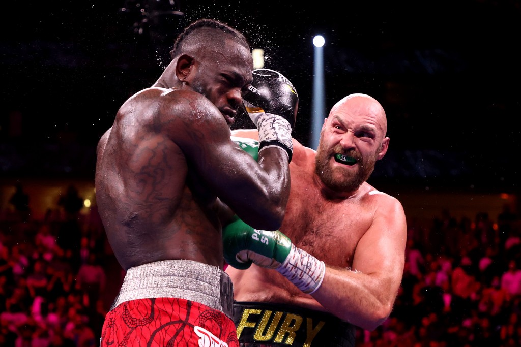 Tyson Fury Knocks Out Deontay Wilder To Retain Wbc Title In Heavyweight Fight For The Ages