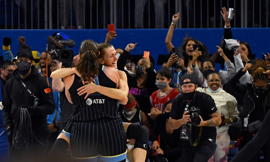 Chicago Sky Defeat Phoenix Mercury For First Wnba Championship Win