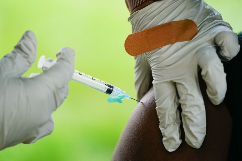 No, Covid 19 Vaccines Don’t Cause Hiv, Aids Or Cancer
