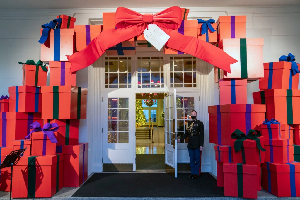 Bidens Unveil White House Christmas Decorations With ‘gifts From The Heart’ Theme