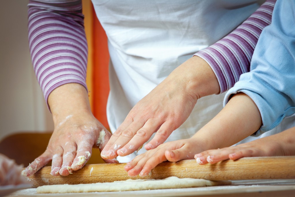 Holidays Are Most Exhausting For Moms. Here’s How To Address That