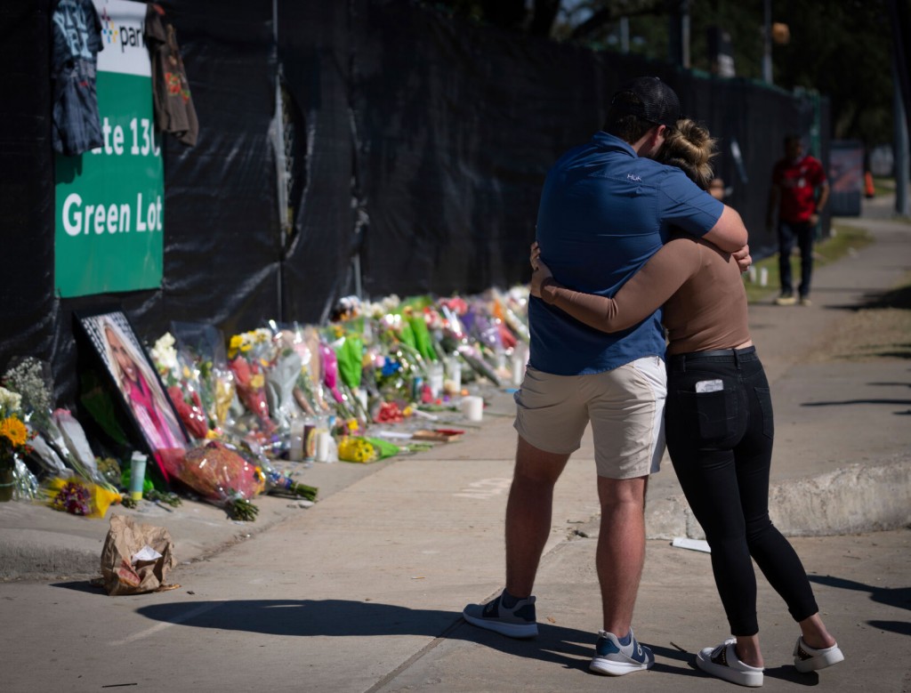 Aspiring Border Agent, Dancer, Engineer Among Houston Concert Dead