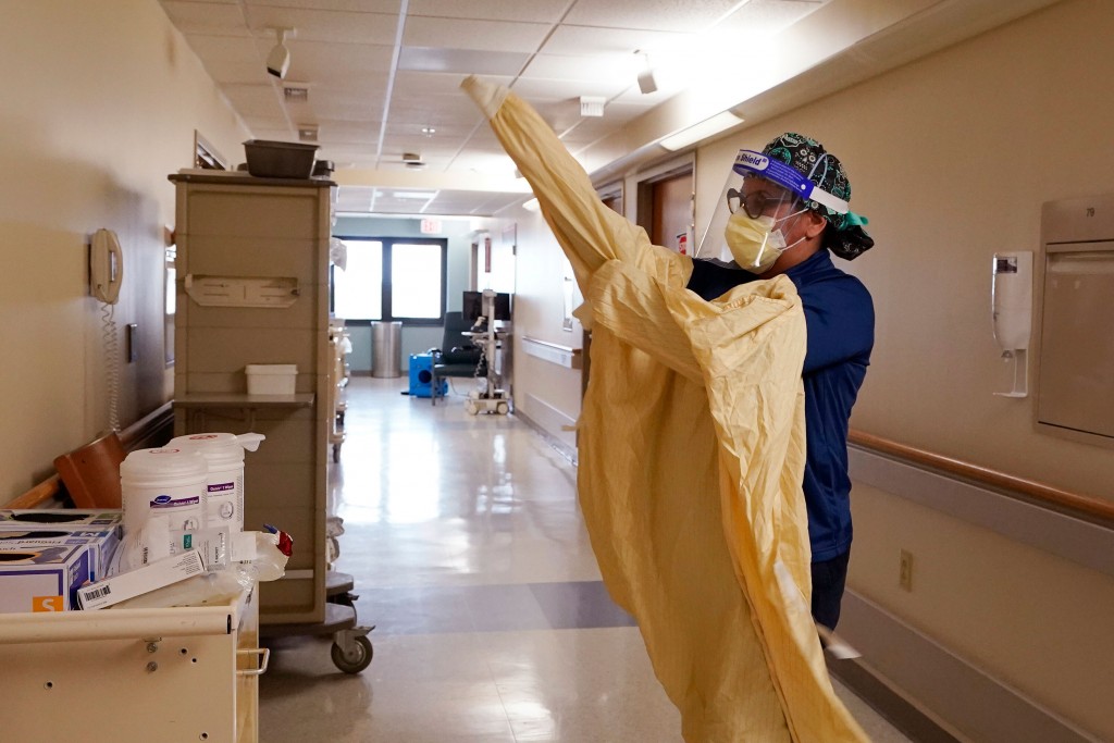 Feds Are Sending Doctors And Nurses To Michigan As Covid 19 Cases Rise