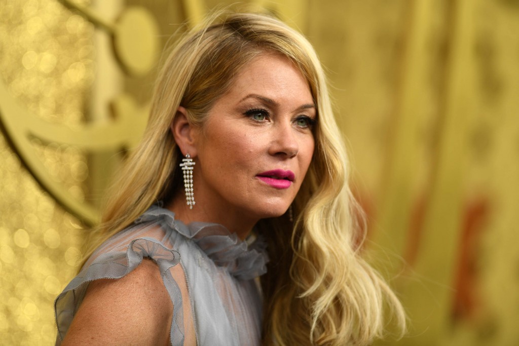 Christina Applegate Shares A Message On Her 50th Birthday After Ms Diagnosis