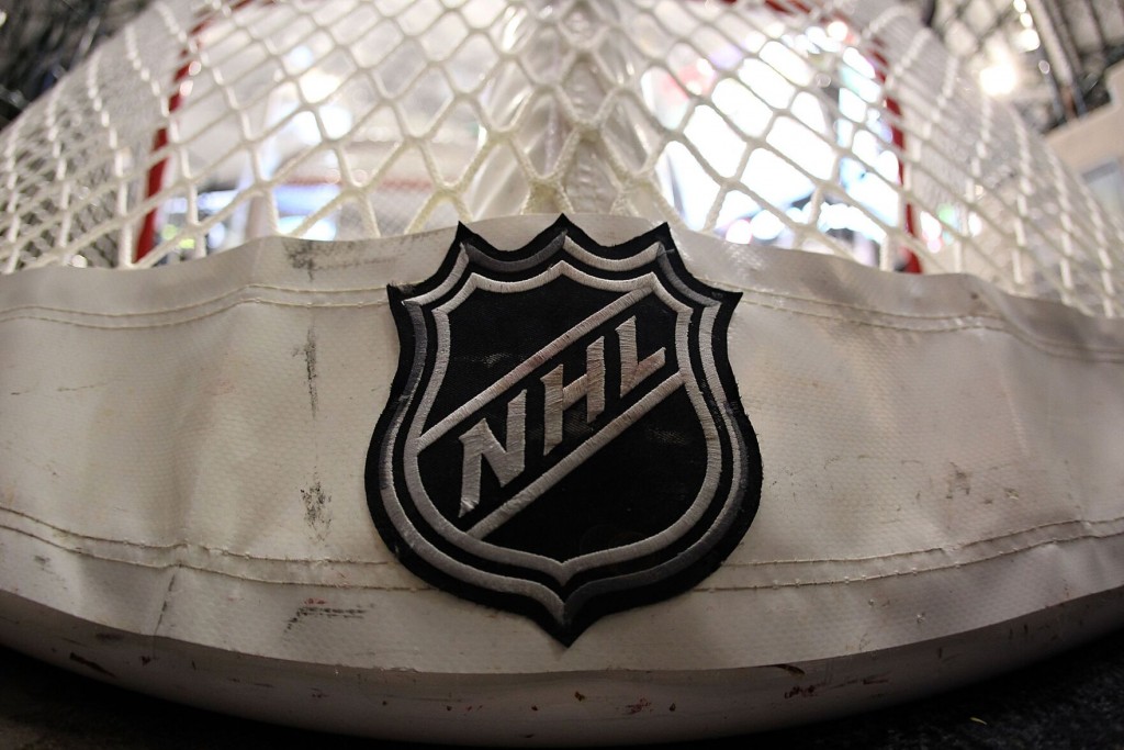 Nhl Halts All Cross Border Travel For Games Because Of Covid 19