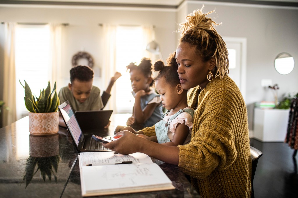 Reclaim Your Life: Author Zibby Owens Helps Moms Who Don’t Have Time